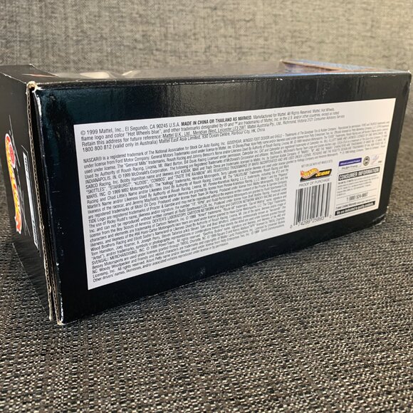 Hot Wheels Racing Deluxe 1:24 Nascar #5 Terry Labonte Kellogs Diecast Car new - Picture 9 of 9